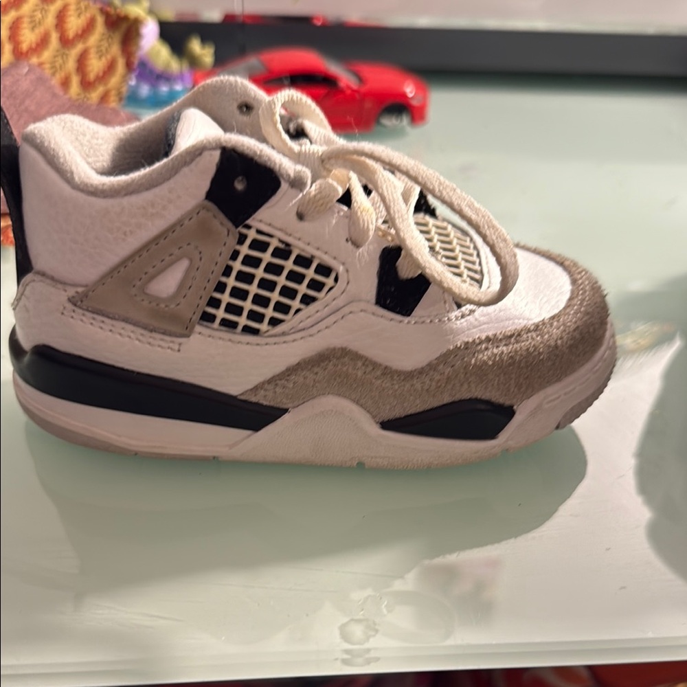 jordan retro 4